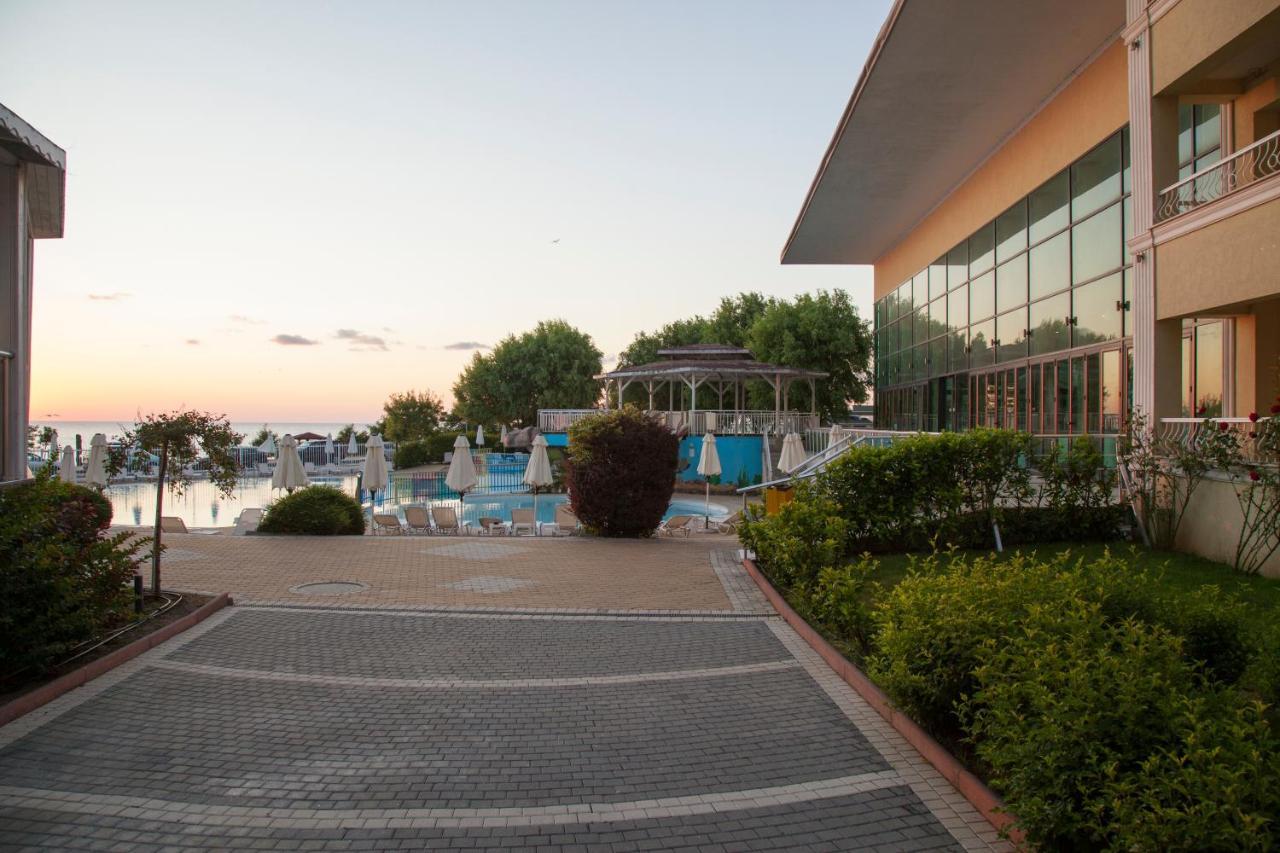 Hotel Perla Beach Luxury Приморско Экстерьер фото